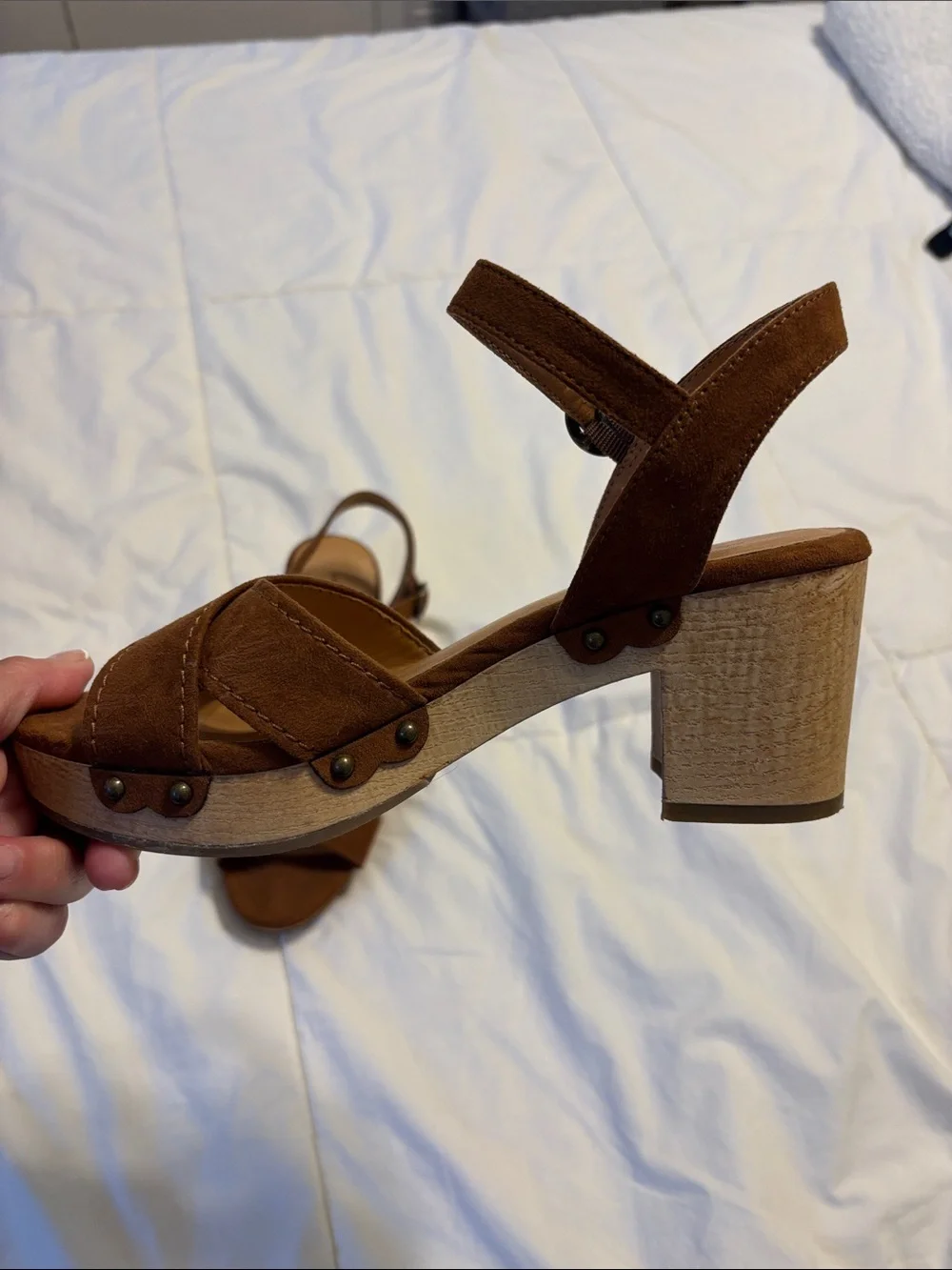 American Eagle Outfitters Brown Suede Platform Wedge Sandals